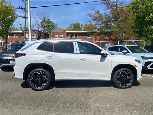 Opal White 2026 Volkswagen Tiguan 2.0T SEL R-Line 4MOTION