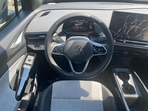 2025 Volkswagen ID.4 Pro