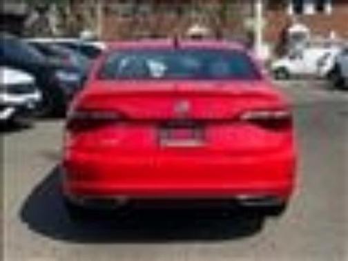 2021 Volkswagen Jetta 1.4T R-Line