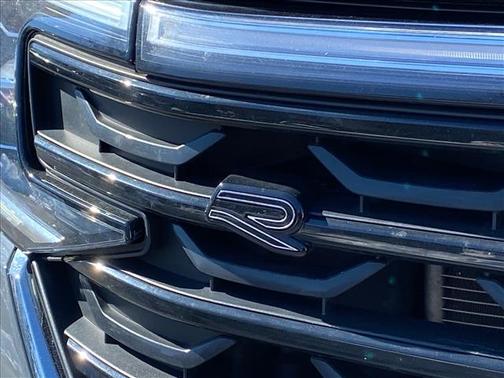 2025 Volkswagen Atlas Cross Sport 2.0T SEL Premium