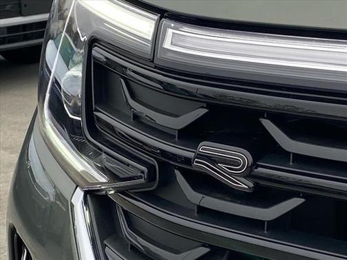 2026 Volkswagen Atlas Cross Sport 2.0T SEL Premium