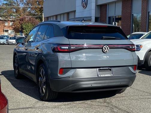 2023 Volkswagen ID.4 Pro