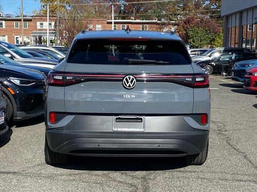 2023 Volkswagen ID.4 Pro