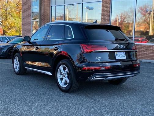 2023 Audi Q5 40 Premium