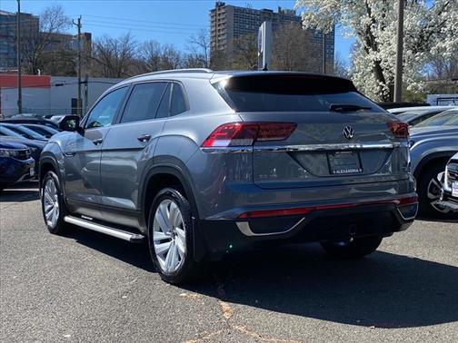 2020 Volkswagen Atlas Cross Sport 3.6L V6 SE w/Technology