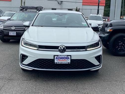 2025 Volkswagen Jetta 1.5T SE