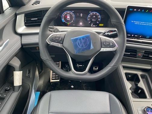2025 Volkswagen Tiguan 2.0T SE R-Line Black 4MOTION