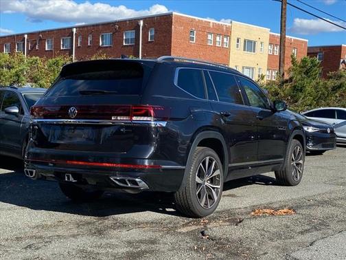 2025 Volkswagen Atlas 2.0T SEL Premium R-Line 4MOTION