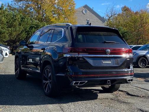 2025 Volkswagen Atlas 2.0T SEL Premium R-Line 4MOTION