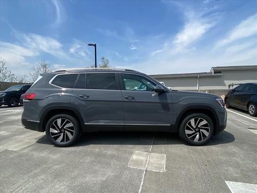 2025 Volkswagen Atlas SEL 4Motion
