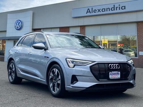2021 Audi e-tron Premium