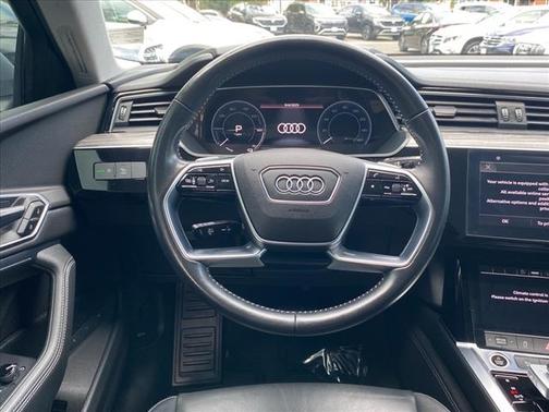 2021 Audi e-tron Premium