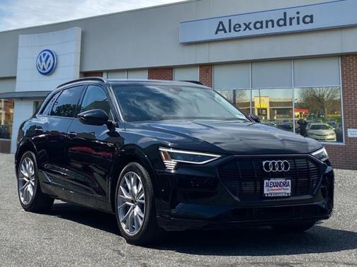 2021 Audi e-tron Prestige