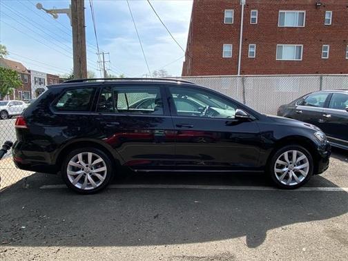 2019 Volkswagen Golf SportWagen TSI SE