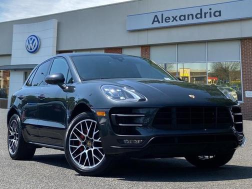 2018 Porsche Macan Turbo