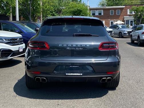 2018 Porsche Macan Turbo