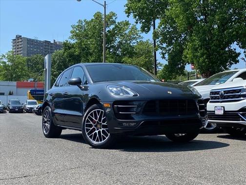 2018 Porsche Macan Turbo