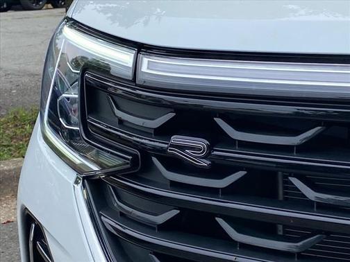 2025 Volkswagen Atlas Cross Sport 2.0T SEL Premium