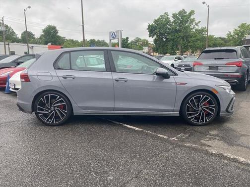 2024 Volkswagen Golf GTI 2.0T Autobahn 4-Door