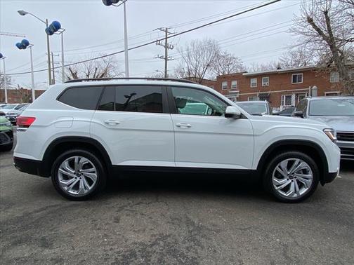 2021 Volkswagen Atlas 3.6L SE w/Technology