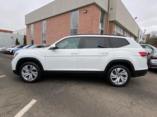 2021 Volkswagen Atlas 3.6L SE w/Technology
