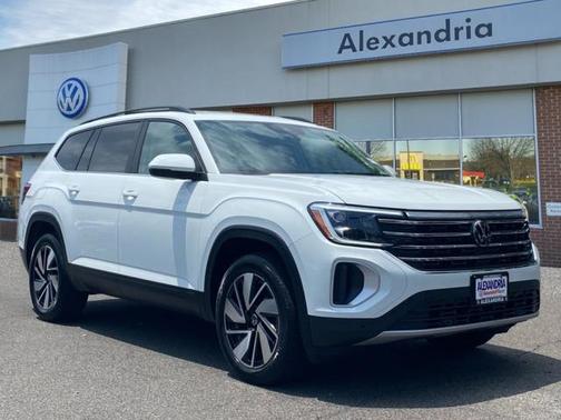 2024 Volkswagen Atlas 2.0T SE w/Technology 4MOTION