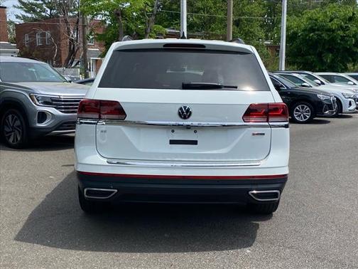 2022 Volkswagen Atlas 2.0T SE w/Technology 4MOTION