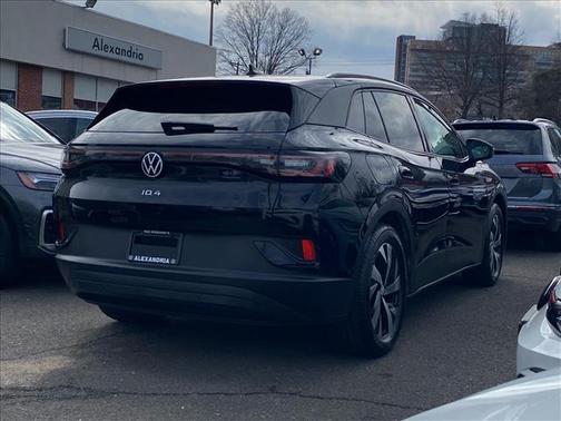 2023 Volkswagen ID.4 Pro