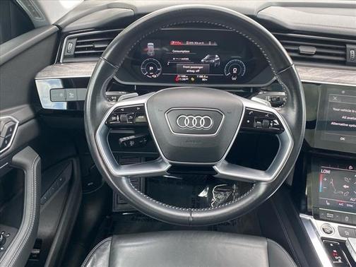 2021 Audi e-tron Premium