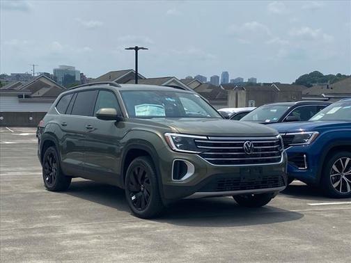 2025 Volkswagen Atlas 2.0T SE w/Technology 4MOTION