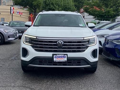 2024 Volkswagen Atlas 2.0T SE w/Technology 4MOTION