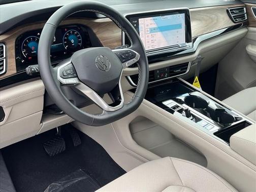 2025 Volkswagen Atlas SE 4Motion