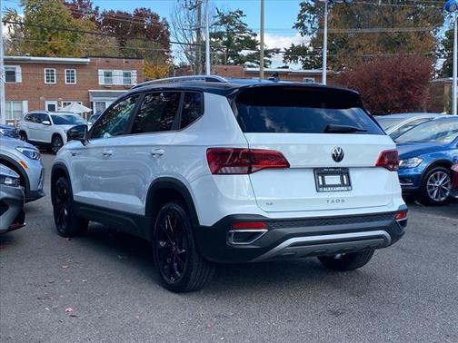 2023 Volkswagen Taos 1.5T SE