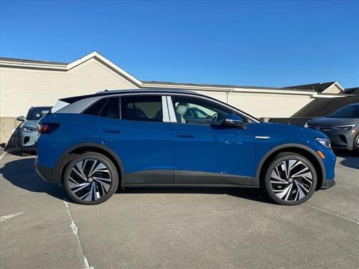 2025 Volkswagen ID.4 Pro S Plus