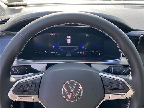 2025 Volkswagen Taos SE 4Motion