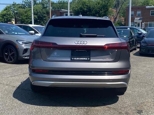 2021 Audi e-tron Premium