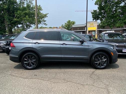 2024 Volkswagen Tiguan 2.0T SE 4MOTION