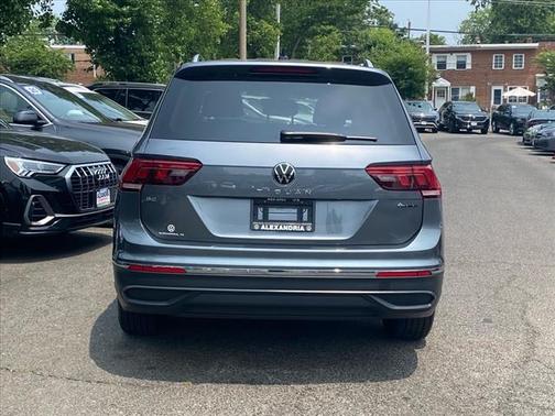 2024 Volkswagen Tiguan 2.0T SE 4MOTION
