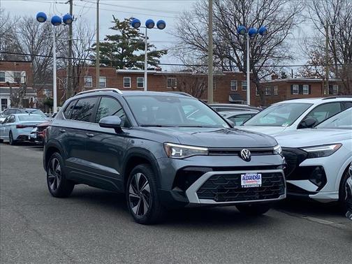 2025 Volkswagen Taos 1.5T SE