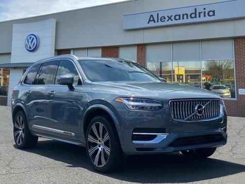 2022 Volvo XC90 Recharge Plug-In Hybrid T8 Inscription 6 Passenger
