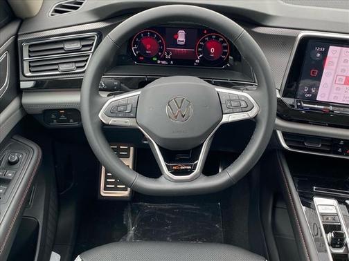 2025 Volkswagen Atlas Peak Edition 4Motion