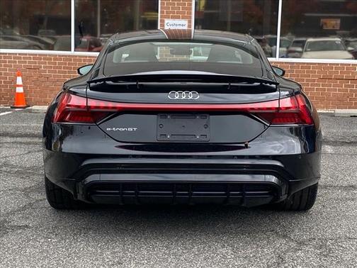 2022 Audi e-tron GT Premium Plus