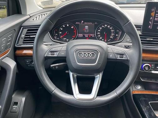 2022 Audi Q5 45 S line Premium