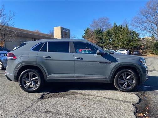 2024 Volkswagen Atlas Cross Sport 2.0T SEL