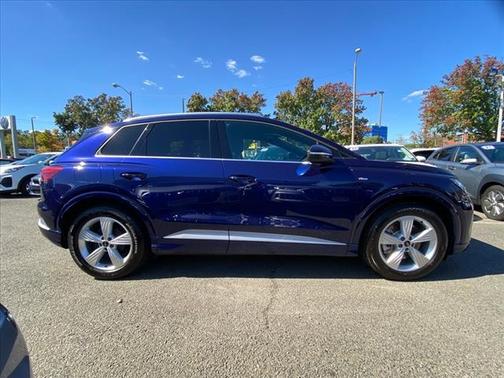 2025 Audi Q4 e-tron Premium 55 quattro