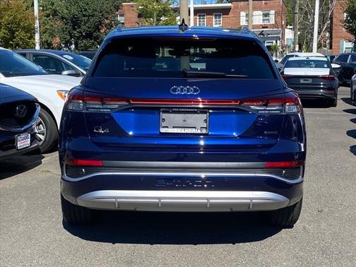 2025 Audi Q4 e-tron Premium 55 quattro
