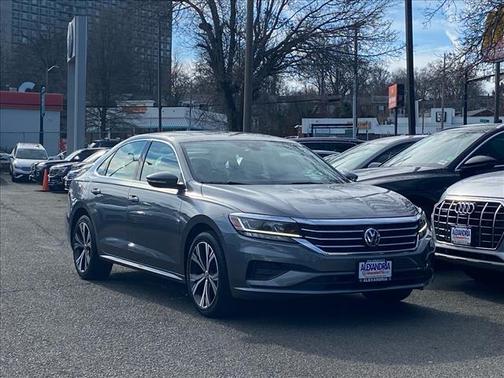 2020 Volkswagen Passat 2.0T SE