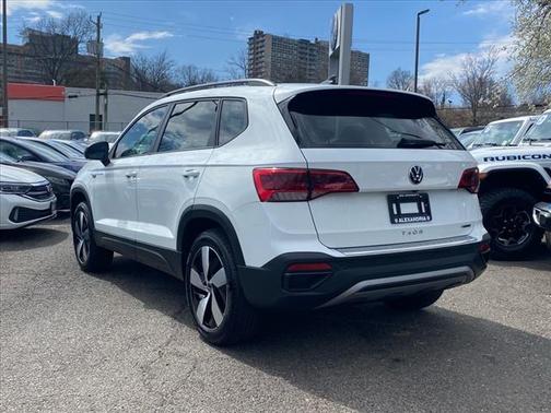 2024 Volkswagen Taos S 4Motion