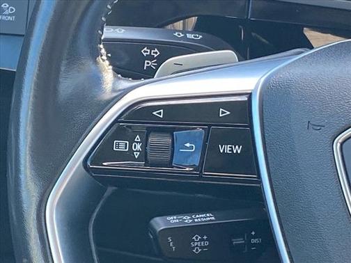 2021 Audi e-tron Premium