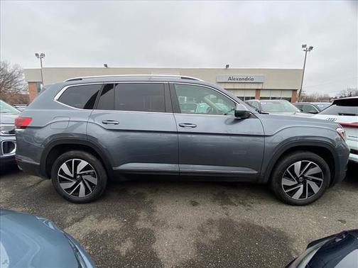 2024 Volkswagen Atlas 2.0T SEL